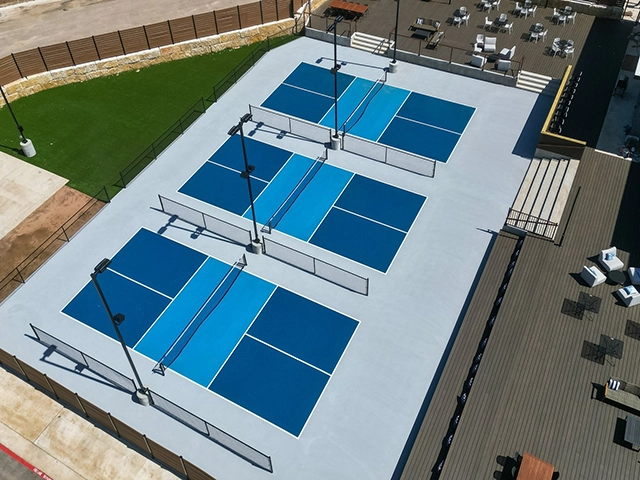 Sửa sân pickle bị vũng 2 lớp US OPEN LAYKOLD
